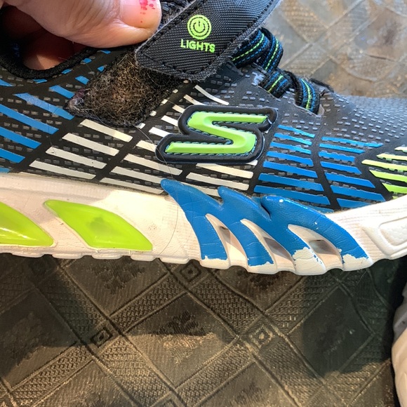 Skechers shoes - Picture 3 of 3